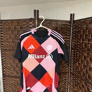 Adidas Bayern Munich Pink & Red Diamond Soccer Jersey